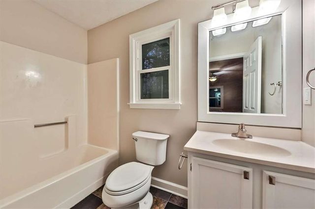 106 Village Drive, Hiram, GA 30141