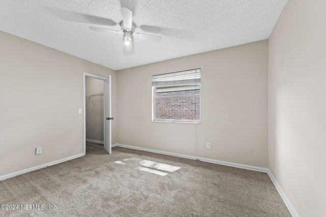 6121 KEY HOLLOW Court, Jacksonville, FL 32205