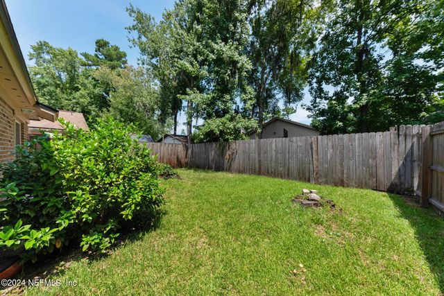 6121 KEY HOLLOW Court, Jacksonville, FL 32205