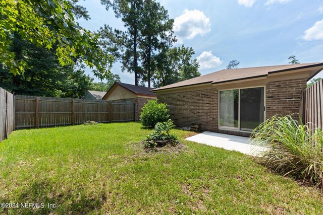 6121 KEY HOLLOW Court, Jacksonville, FL 32205