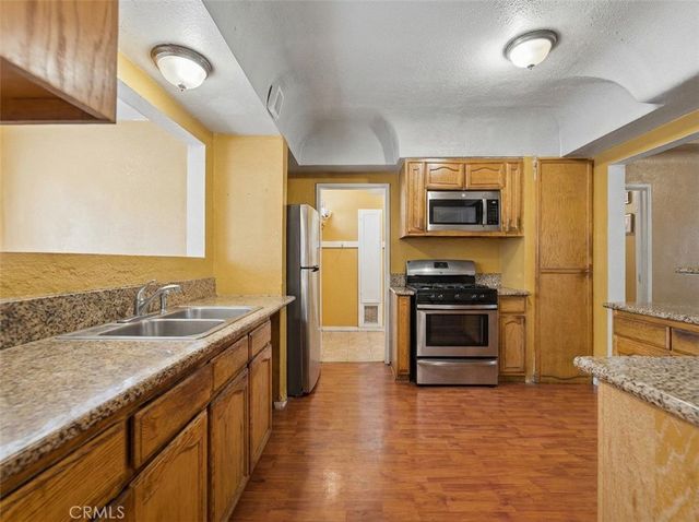 1308 W 82nd Street, Los Angeles, CA 90044