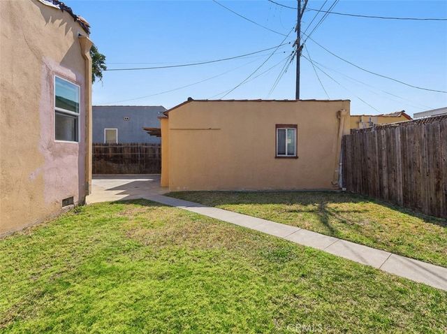 1308 W 82nd Street, Los Angeles, CA 90044