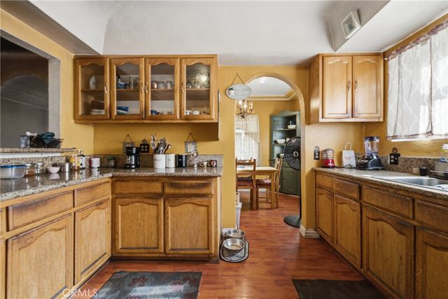 1308 W 82nd Street, Los Angeles, CA 90044
