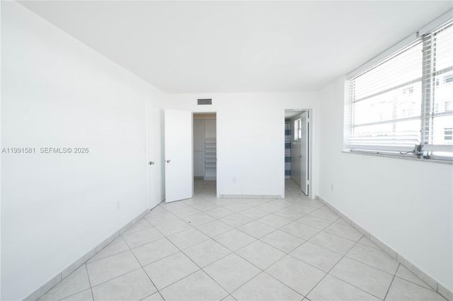 1075 93rd St 403, Bay Harbor Islands, FL 33154