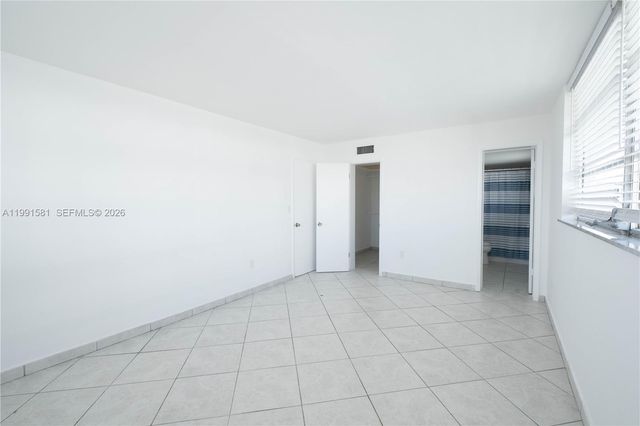 1075 93rd St 403, Bay Harbor Islands, FL 33154