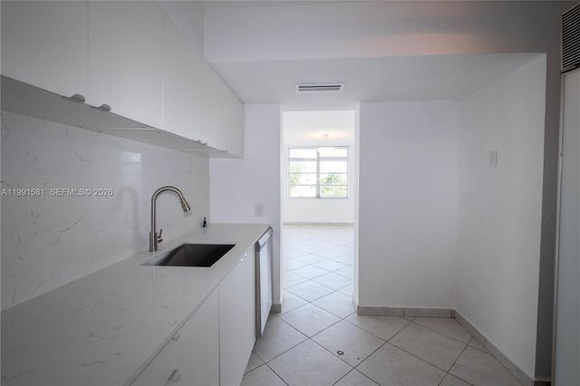 1075 93rd St 403, Bay Harbor Islands, FL 33154