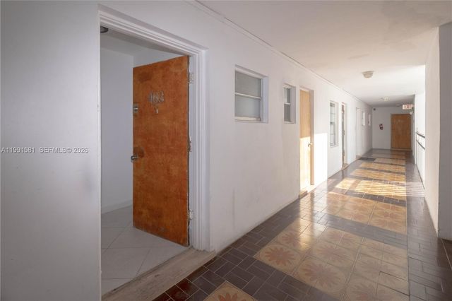 1075 93rd St 403, Bay Harbor Islands, FL 33154