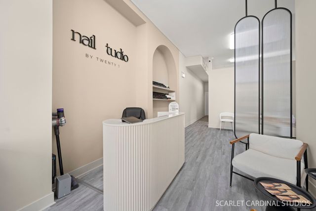 2956 N Lincoln Avenue, Chicago, IL 60657