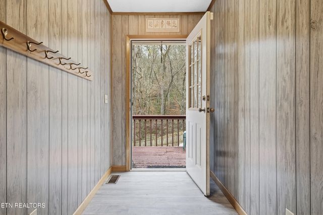 3522 Bogard Rd, Cosby, TN 37722