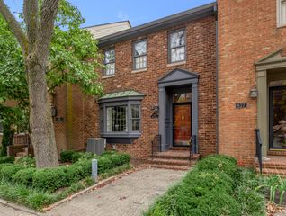 825 E Main Street, Lexington, KY 40502