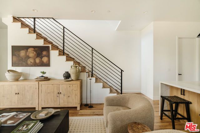 4460 Maplewood Avenue, Los Angeles, CA 90004