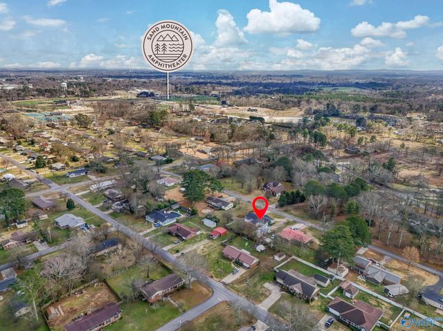 1107 Nelson Road, Albertville, AL 35950