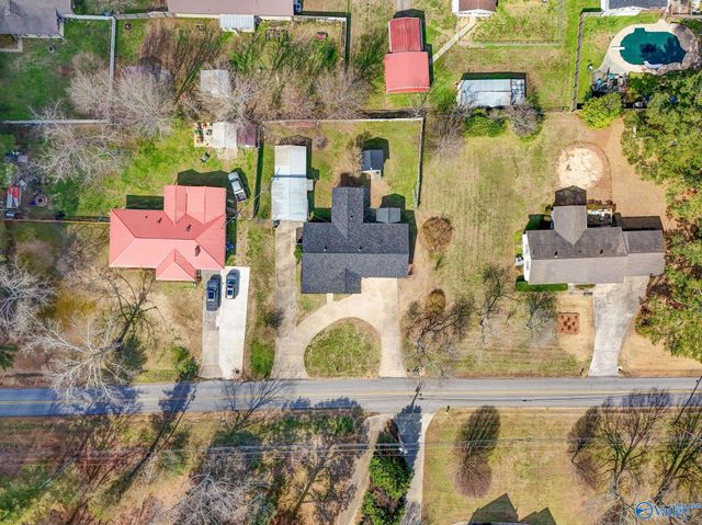 1107 Nelson Road, Albertville, AL 35950