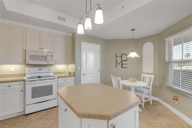 424 LUNA BELLA LANE 228, New Smyrna Beach, FL 32168