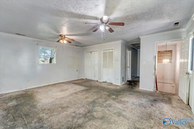 3238 Uvalde Lane NW, Huntsville, AL 35810