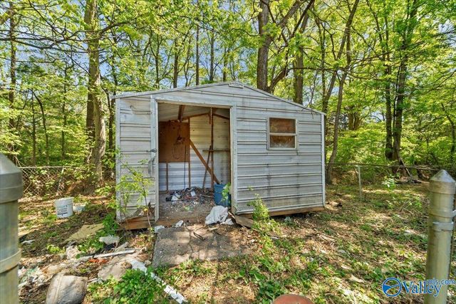 3238 Uvalde Lane NW, Huntsville, AL 35810