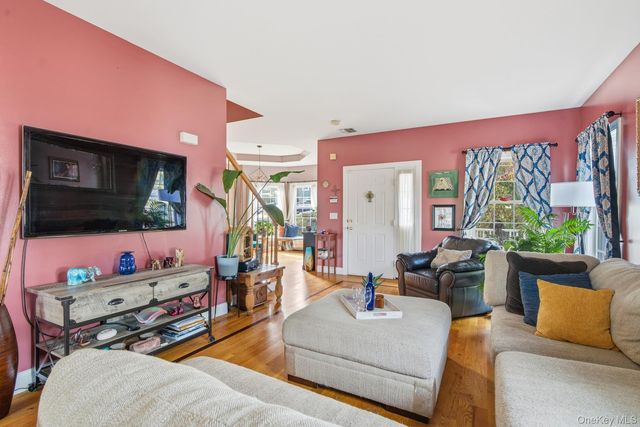 28 Hewitt Street, Garnerville, NY 10923