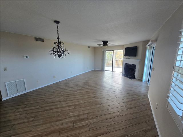 504 S FLORIDA AVENUE 221, Tarpon Springs, FL 34689