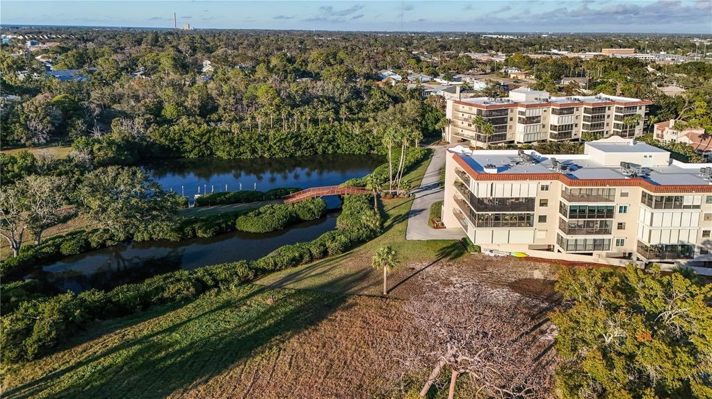 504 S FLORIDA AVENUE 221, Tarpon Springs, FL 34689