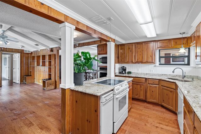 4720 Peveler Road, Granbury, TX 76049