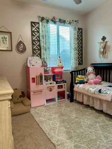 843 Bellis, Dinuba, CA 93618