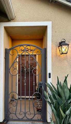 843 Bellis, Dinuba, CA 93618