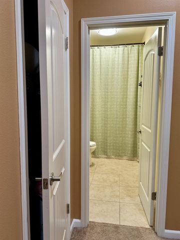 843 Bellis, Dinuba, CA 93618