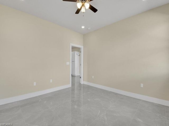 800 NW 3rd AVE, Cape Coral, FL 33993