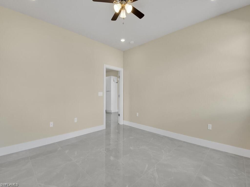 Image 10 of property listing at 800 NW 3rd AVE, Cape Coral, FL 33993