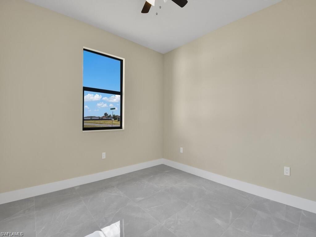 Image 12 of property listing at 800 NW 3rd AVE, Cape Coral, FL 33993