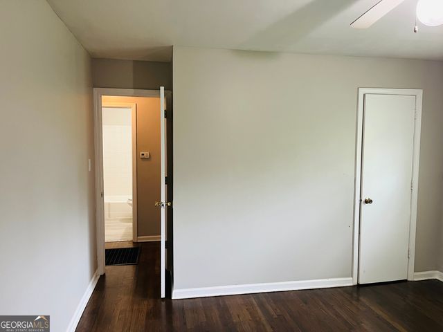 217 W Central Avenue B, Griffin, GA 30223
