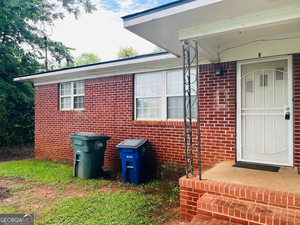 217 W Central Avenue B, Griffin, GA 30223