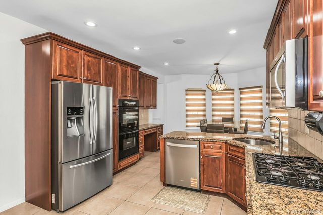 2800 Janet Avenue, North Bellmore, NY 11710