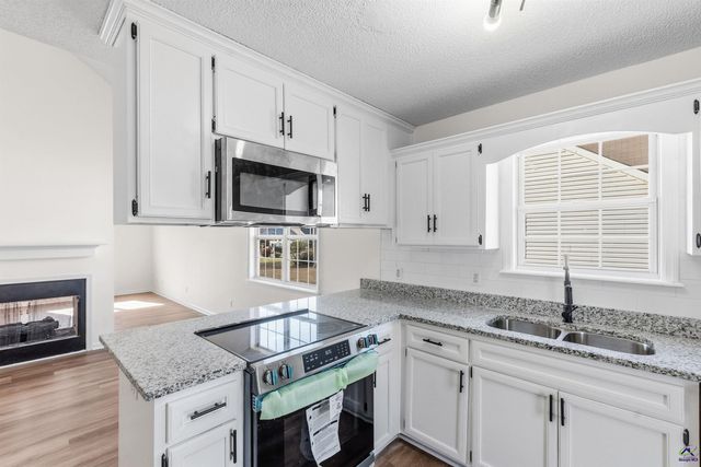 404 Wynfield Ln, Bonaire, GA 31005