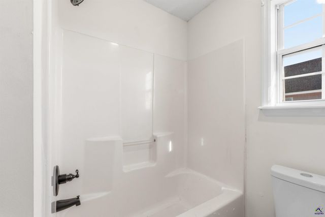 404 Wynfield Ln, Bonaire, GA 31005