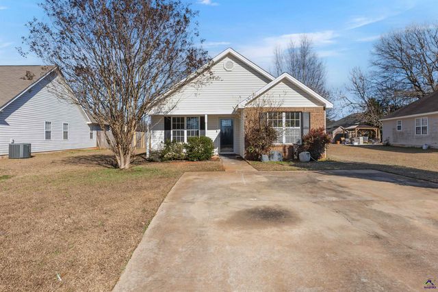 404 Wynfield Ln, Bonaire, GA 31005