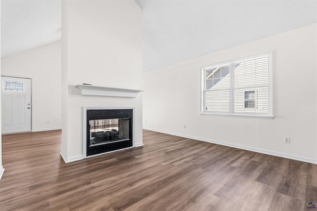 404 Wynfield Ln, Bonaire, GA 31005