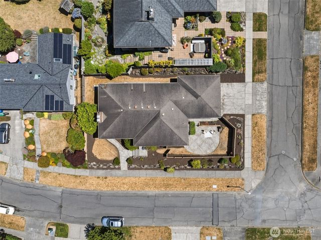 9304 23rd Avenue NW, Seattle, WA 98117