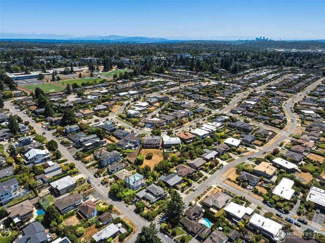 9304 23rd Avenue NW, Seattle, WA 98117
