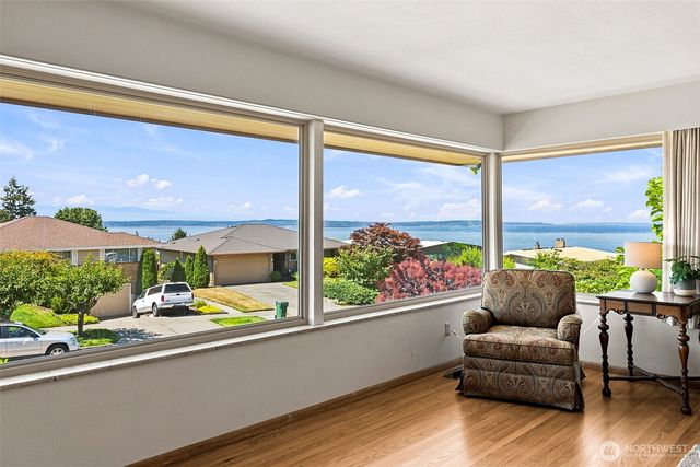9304 23rd Avenue NW, Seattle, WA 98117
