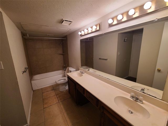 2423 Limestone Drive, Arlington, TX 76014