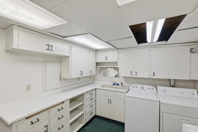 1424 E EMPIRE Ave, Spokane, WA 99207