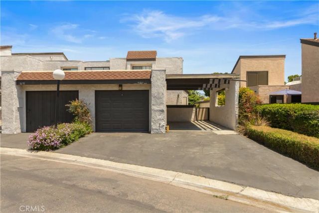 1693 S Heritage Circle, Anaheim, CA 92804