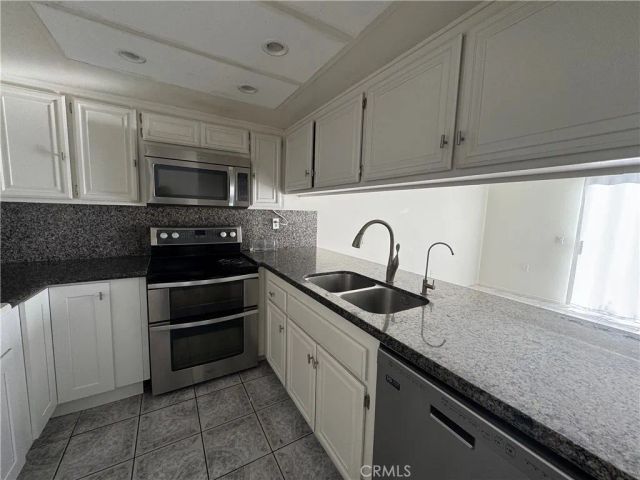 1693 S Heritage Circle, Anaheim, CA 92804