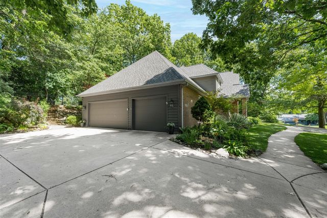 6430 Breckenridge Drive, Kalamazoo, MI 49009