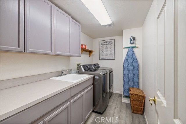 39301 Moonray Lane, Oakhurst, CA 93644