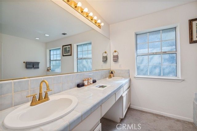 39301 Moonray Lane, Oakhurst, CA 93644