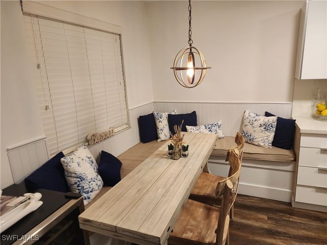 220 Timber Lake CIR B204, Naples, FL 34104