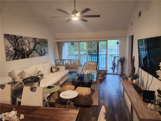 220 Timber Lake CIR B204, Naples, FL 34104