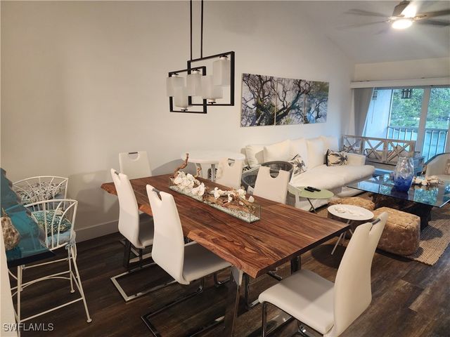 220 Timber Lake CIR B204, Naples, FL 34104